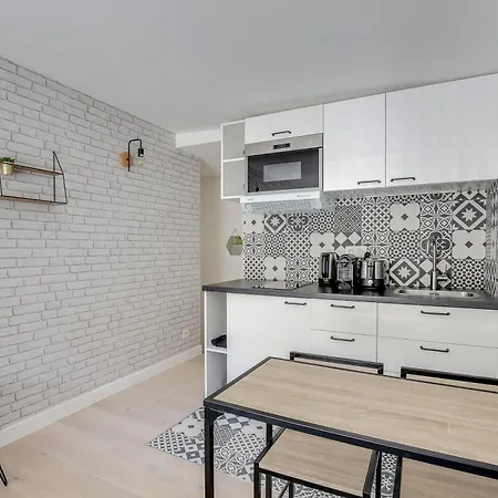 Cosy In Center Of דירה פריז